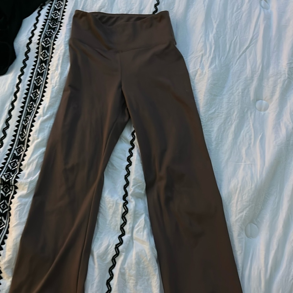 Brown American eagle Everything flare leggings